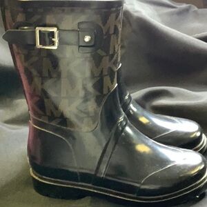 Michael Kors rubber boots